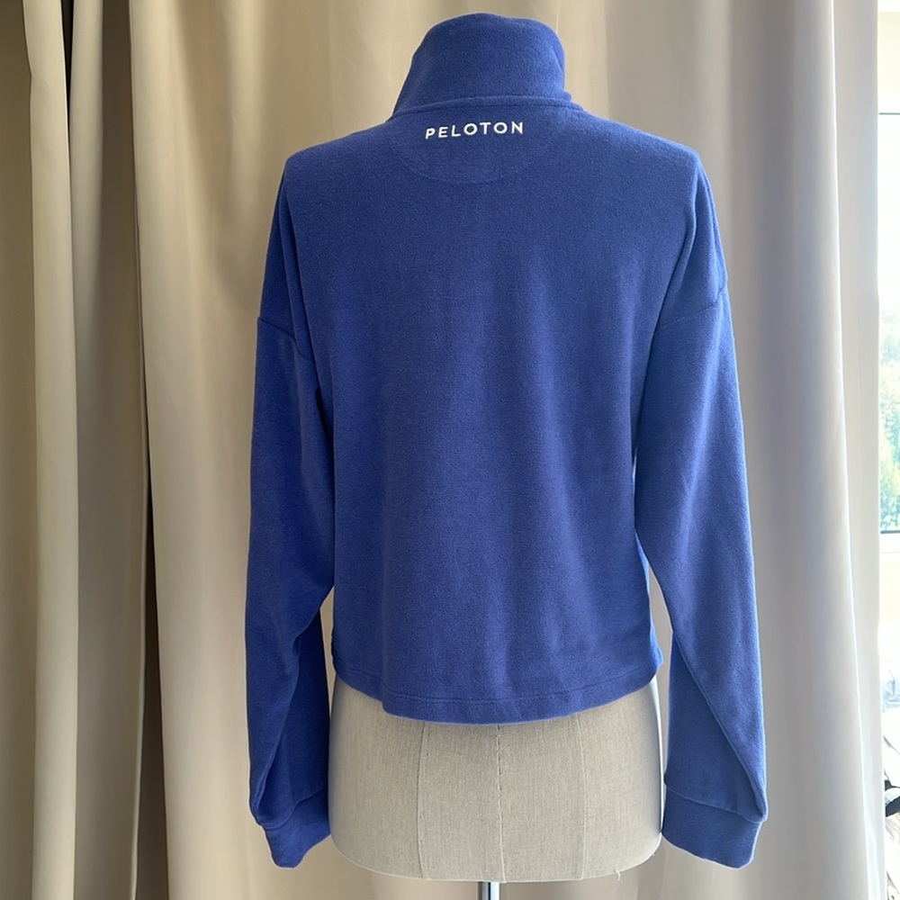 NWOT Peloton Terry Cloth Pullover Size Small - Picture 3 of 8